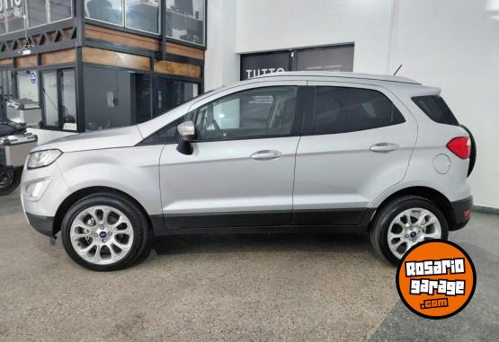 Autos - Ford Ecosport titanium 2022 Nafta 33000Km - En Venta