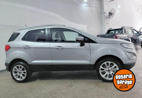 Autos - Ford Ecosport titanium 2022 Nafta 33000Km - En Venta