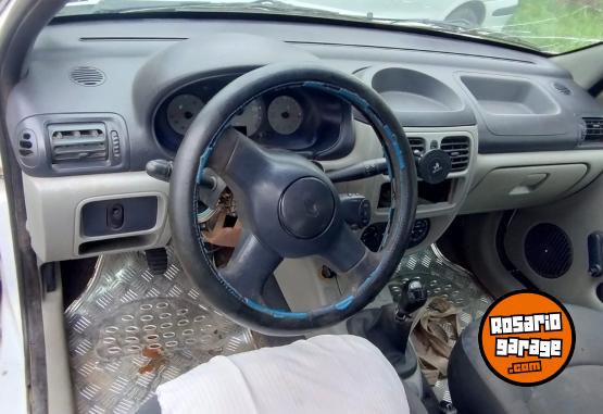 Autos - Renault Clio 2005 Nafta 220000Km - En Venta