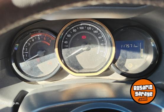 Autos - Renault DUSTER 2.0 PRIVILEGE 2018 Nafta 117600Km - En Venta