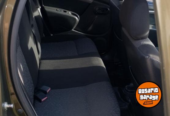 Autos - Renault Duster 2013 GNC 134000Km - En Venta