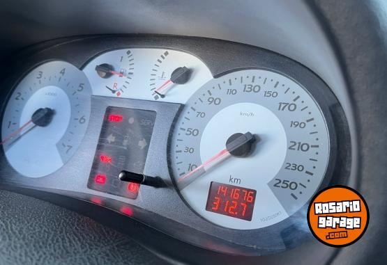 Autos - Renault Clio 1.2 2009 Nafta 145000Km - En Venta