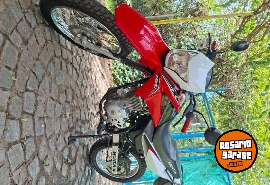 Motos - Honda Xr 2017 Nafta 24000Km - En Venta