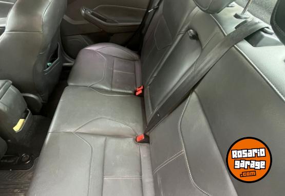 Autos - Ford FOCUS 2.0 Titanium 2017 Nafta 210000Km - En Venta