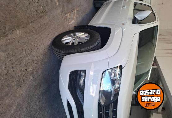 Camionetas - Volkswagen AMAROK TRENDLINE 2021 Diesel 66000Km - En Venta