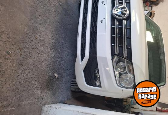 Camionetas - Volkswagen AMAROK TRENDLINE 2021 Diesel 66000Km - En Venta