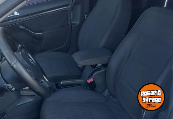 Autos - Volkswagen Vento 2010 Nafta 196000Km - En Venta