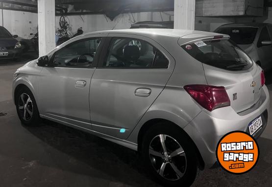 Autos - Chevrolet Ónix ltz 2017 Nafta 157300Km - En Venta