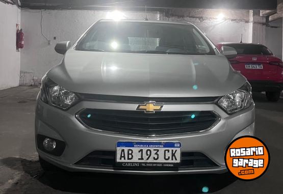 Autos - Chevrolet Ónix ltz 2017 Nafta 157300Km - En Venta