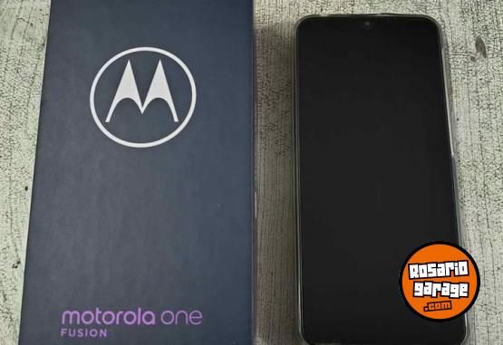 Telefon�a - VENDO CELU MOTOROLA ONE FUSION EN PERFECTO ESTADO CON CAJA - En Venta