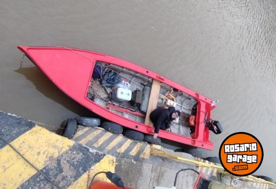 Embarcaciones - Se vende canoa ñlastica - En Venta