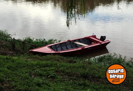 Embarcaciones - Se vende canoa ñlastica - En Venta