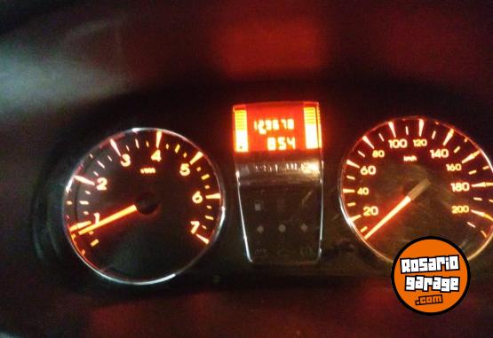 Autos - Renault Symbol 2013 Nafta 130000Km - En Venta