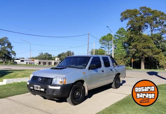 Camionetas - Nissan Frontier NP 300 2011 Diesel 292000Km - En Venta