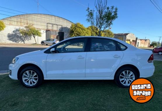 Autos - Volkswagen Polo 2017 GNC 59700Km - En Venta