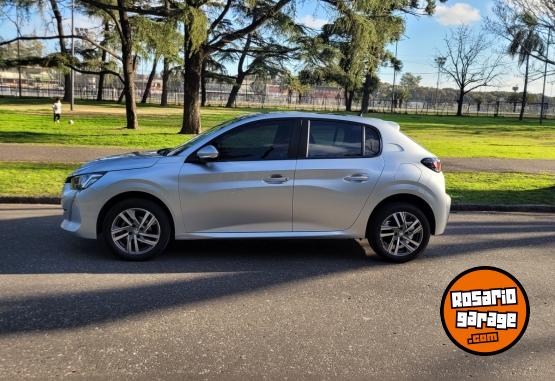 Autos - Peugeot 208 ALLURE 2022 Nafta 44000Km - En Venta