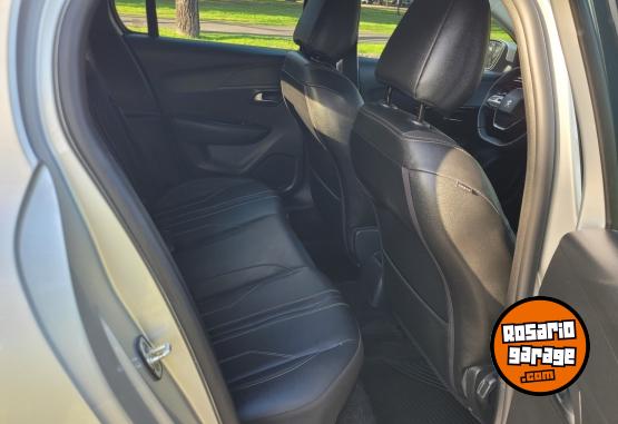 Autos - Peugeot 208 ALLURE 2022 Nafta 44000Km - En Venta