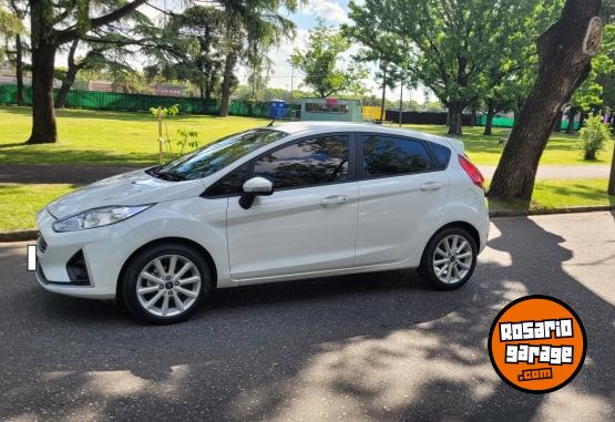Autos - Ford FIESTA KINETIC 2018 Nafta 56000Km - En Venta