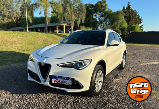 Autos - Alfa Romeo Stelvio 200CV Distinctiv 2019 Nafta 73000Km - En Venta