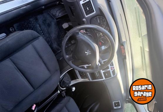 Autos - Peugeot 307 2011 Nafta 220000Km - En Venta