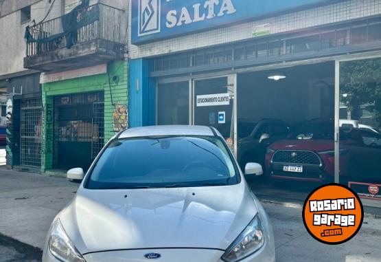 Autos - Ford Focus 1.6 S 2017 Nafta 130000Km - En Venta
