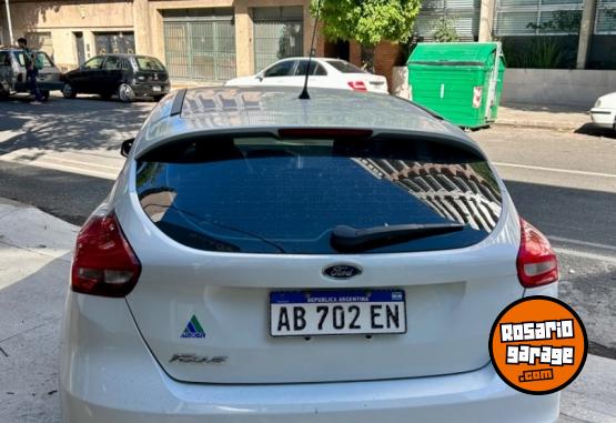 Autos - Ford Focus 1.6 S 2017 Nafta 130000Km - En Venta
