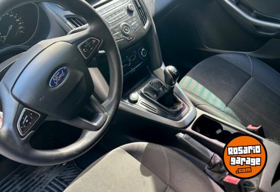 Autos - Ford Focus 1.6 S 2017 Nafta 130000Km - En Venta