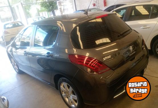 Autos - Peugeot 308 2016 Nafta 102000Km - En Venta