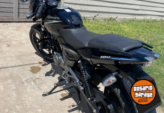 Motos - Bajaj Rouser 180 DTS-i 2019 Nafta 23000Km - En Venta