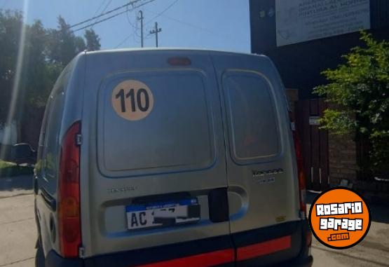 Utilitarios - Renault Kangoo 1.6 2017 GNC 196000Km - En Venta