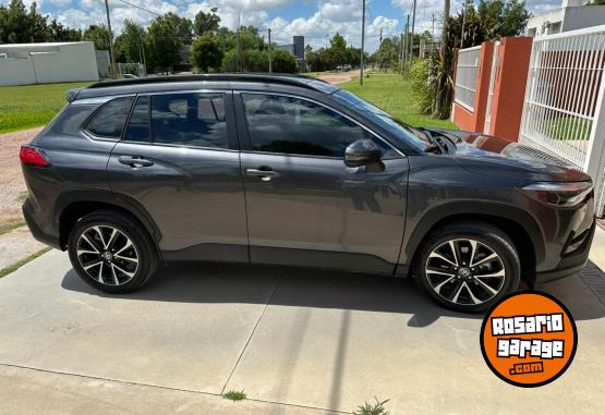 Camionetas - Toyota Corolla cross 2024 Nafta 38000Km - En Venta