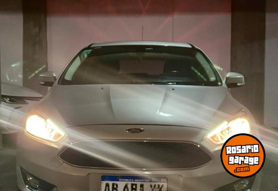 Autos - Ford Focus 2017 Nafta 105000Km - En Venta