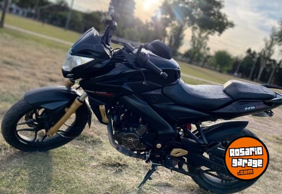 Motos - Bajaj Rouser NS200 2016 Nafta 60000Km - En Venta