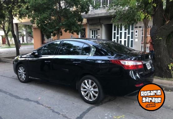 Autos - Renault LATITUDE, Privilege 2012 Nafta 93000Km - En Venta
