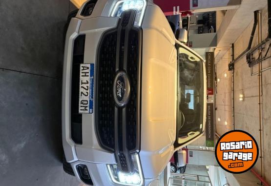 Camionetas - Ford Ranger V6 2025 Diesel 15000Km - En Venta
