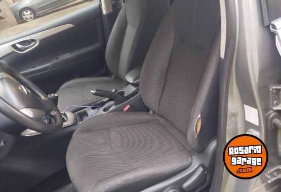 Autos - Nissan Sentra 2015 Nafta 111111Km - En Venta
