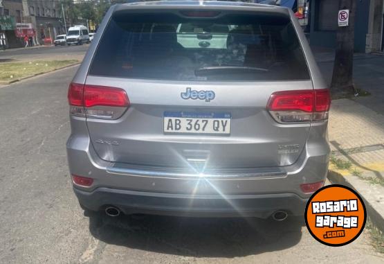 Autos - Chrysler JEEP GRAND CHEROKEE LIMIT 2017 Nafta 68000Km - En Venta