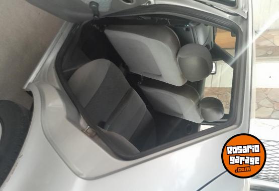 Autos - Ford Fiesta 2000 Diesel 111111Km - En Venta