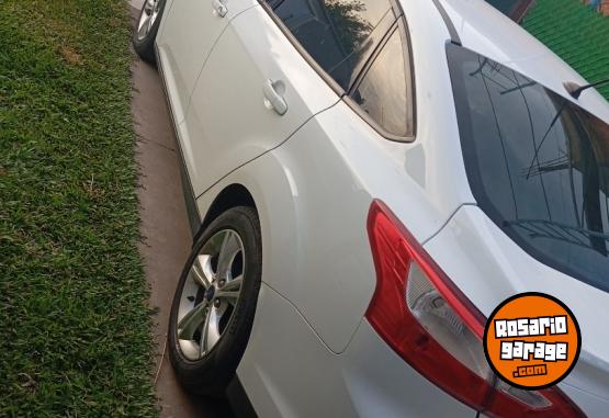 Autos - Ford Focus 2015 Nafta 121000Km - En Venta