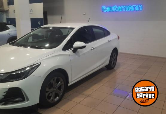 Autos - Chevrolet CRUZE 1.4T PREMIER AT 2021 Nafta 81000Km - En Venta