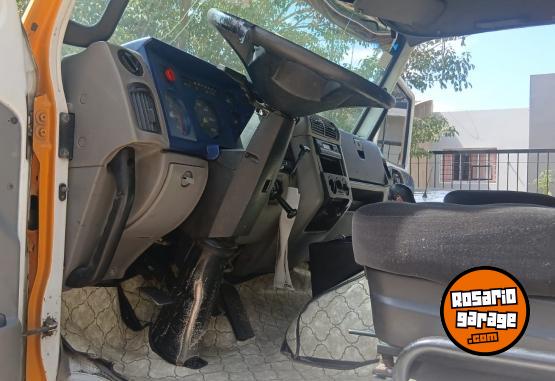 Camiones y Gr�as - VOLKSWAGEN 17220 - A�O 2007 - En Venta