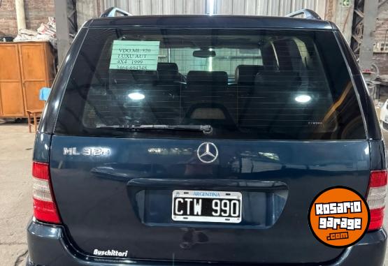 Camionetas - Mercedes Benz ML 320 LUXU AUT 1999 Nafta 210500Km - En Venta