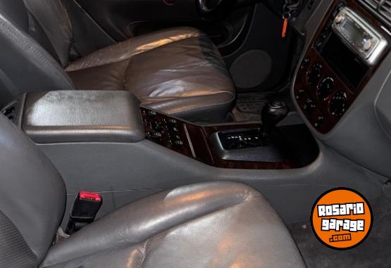 Camionetas - Mercedes Benz ML 320 LUXU AUT 1999 Nafta 210500Km - En Venta