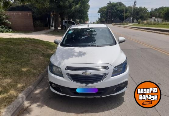 Autos - Chevrolet Prisma voyage siena 2013 Nafta 162000Km - En Venta