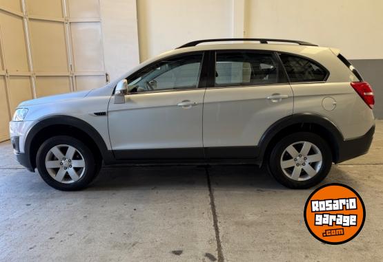 Camionetas - Chevrolet CAPTIVA 2.4 LS 2016 Nafta 136000Km - En Venta