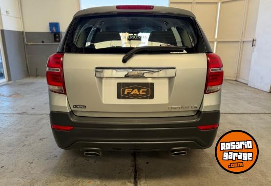 Camionetas - Chevrolet CAPTIVA 2.4 LS 2016 Nafta 136000Km - En Venta