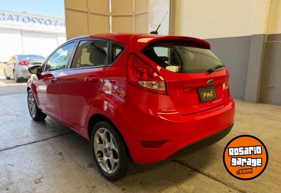 Autos - Ford FIESTA 1.6 TITANIUM 2013 Nafta 132000Km - En Venta