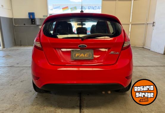 Autos - Ford FIESTA 1.6 TITANIUM 2013 Nafta 132000Km - En Venta