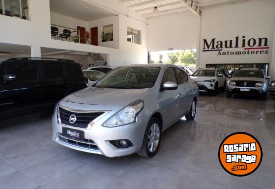 Autos - Nissan versa advance m/t gnc 2018 Nafta - En Venta