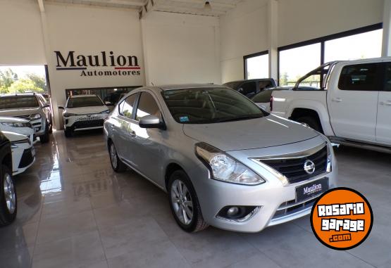 Autos - Nissan versa advance m/t gnc 2018 Nafta - En Venta